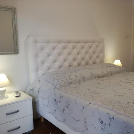 ילסה Apartmani Mladina מראה חיצוני תמונה