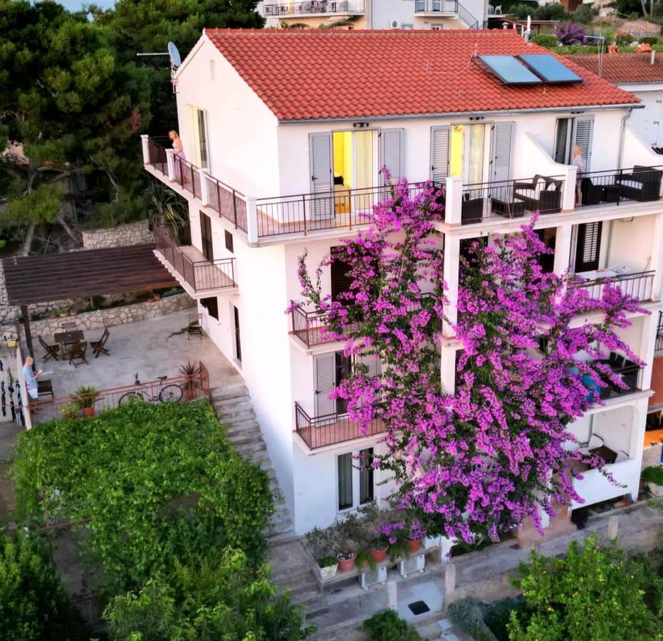 ילסה Apartmani Mladina מראה חיצוני תמונה
